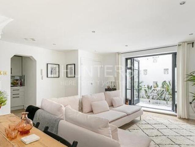 House for rent in Lyons, Greater London