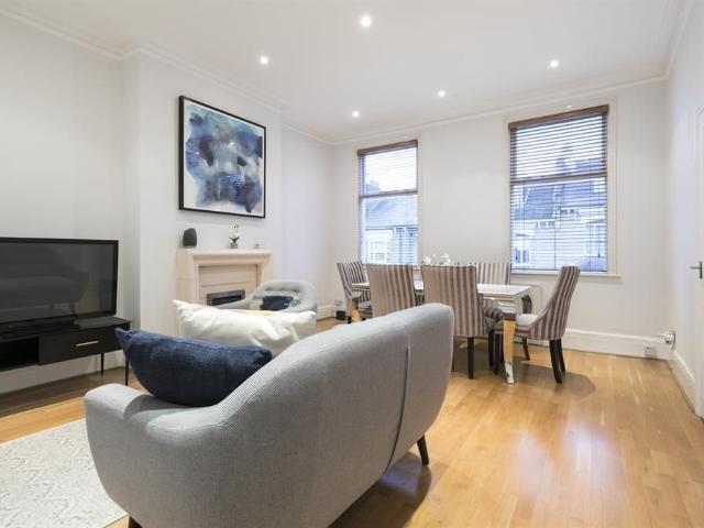 Apartment for rent in Upper Clapton, Greater London