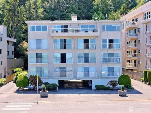 Condo for sale in Seattle