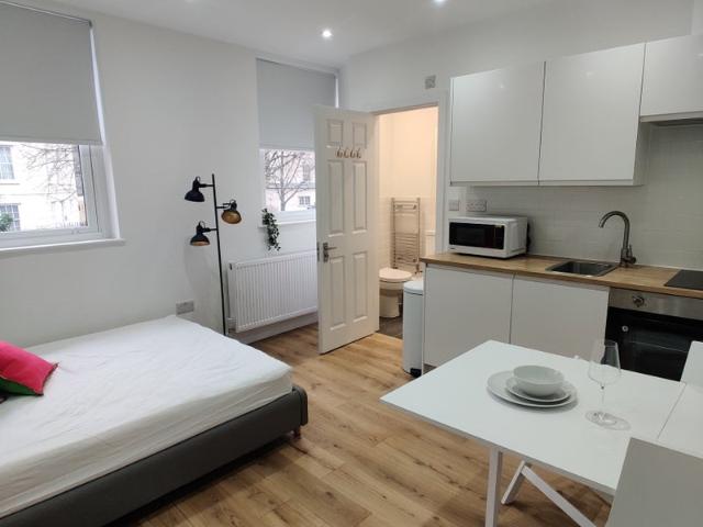 Studio for rent in Kentish Town, Greater London