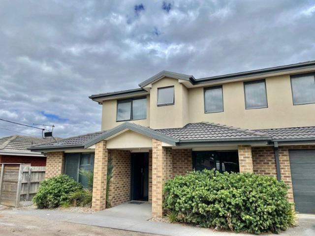 Granny Flat for rent in Clayton, Melbourne