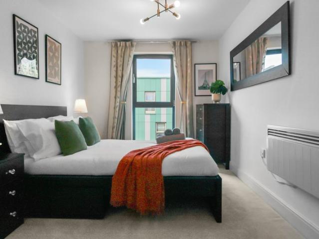 Apartment for rent in Bermondsey Village, Greater London
