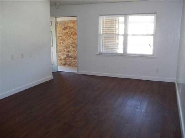 Condo for rent in Denton