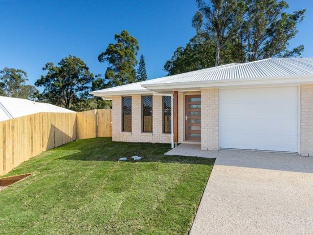 Duplex for rent in Southside, Queensland