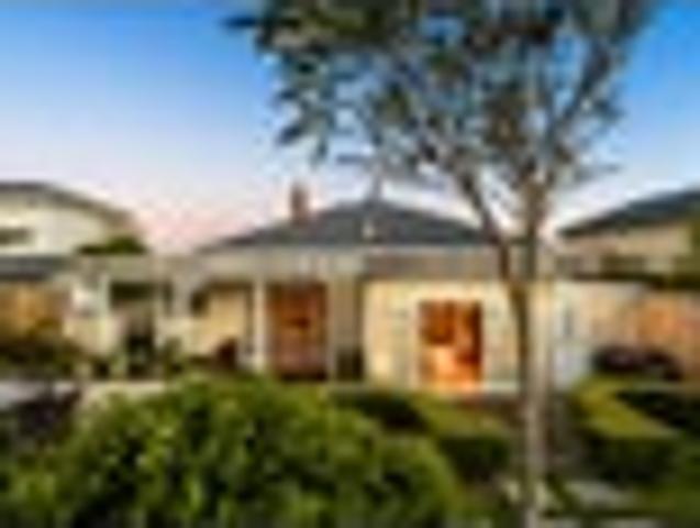 House for sale in Mitchelltown, Wellington
