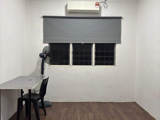 Room for rent in Petaling, Damansara Damai