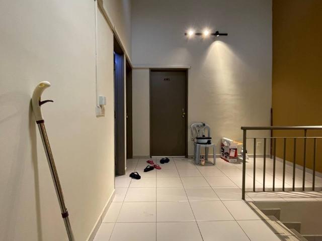 Room for rent in Petaling, Alam Impian