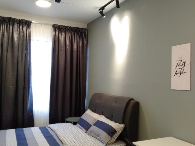 Room for rent in Petaling, Alam Impian