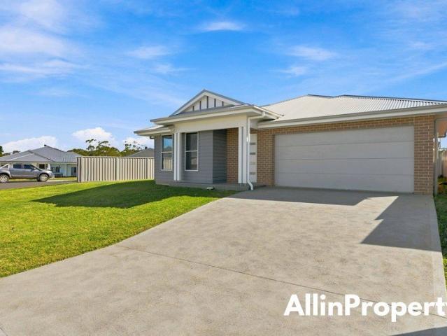 House for sale in Sussex Inlet, New South Wales