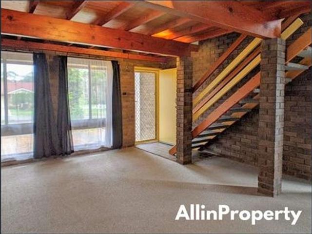 Townhouse for rent in Huskisson, New South Wales