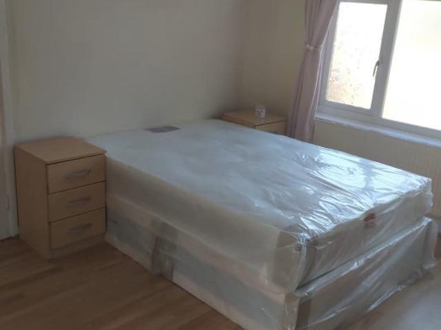 Apartment for rent in Hale End, Greater London