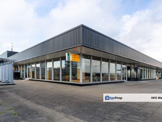 Shop for rent in Malaka