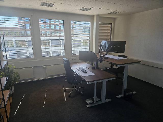 Büro mieten in Opfikon, Zürich