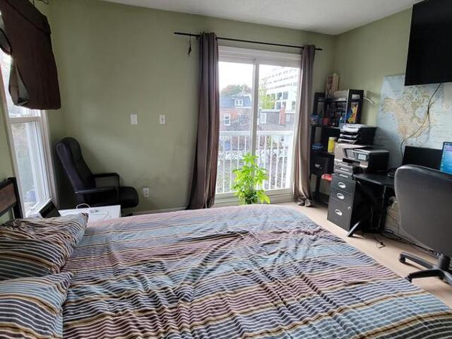 Room for rent in Toronto