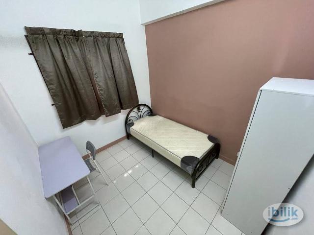 Room for rent in Country Heights Damansara, Kuala Lumpur