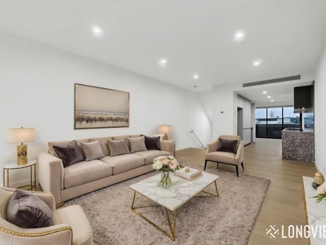 Townhouse for rent in Camerons Creek, Victoria