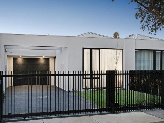 Townhouse for sale in Camerons Creek, Victoria