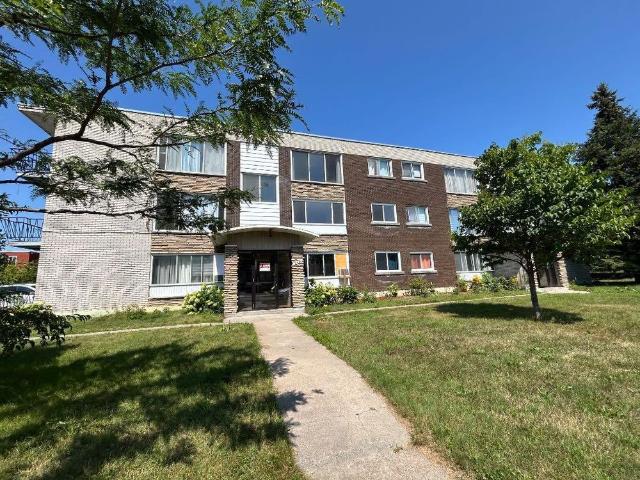 Apartment for rent in Longueuil, Quebec