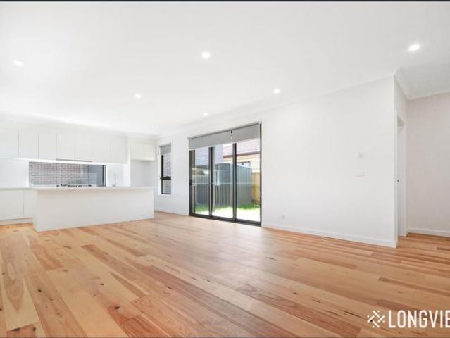Townhouse for rent in Clayton, Melbourne