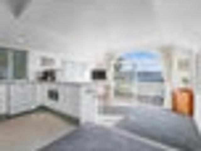 House for sale in Paremoremo