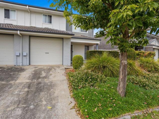 Townhouse for sale in Toombul, Queensland