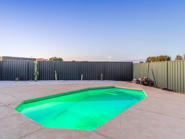 House for sale in Waikiki, Western Australia
