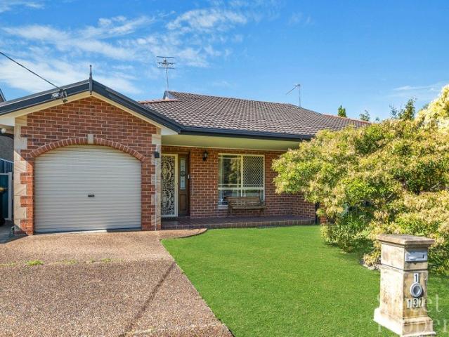 Villa for sale in Ambergate, New South Wales