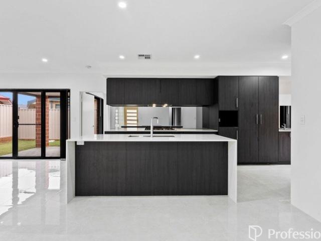 House for rent in Forrestfield, Western Australia