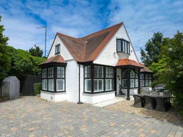 House for sale in Westbrook, Acol