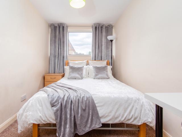 Room for rent in Poplar Grove, Isle Of Man