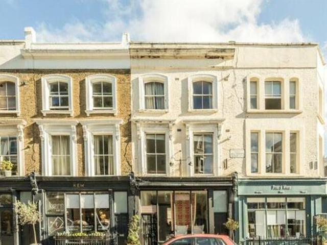 House for sale in Lyons, Greater London