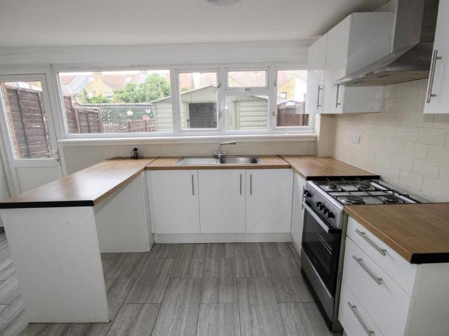 House for rent in Oad Street, Kent