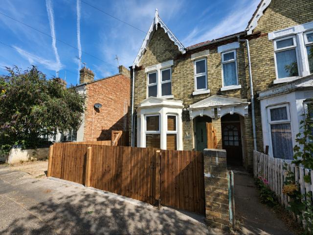 Room for rent in Millfield, Peterborough