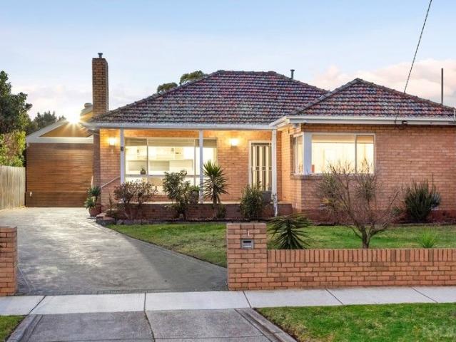 House for sale in Highett
