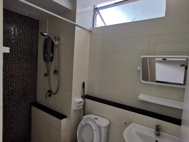 Room for rent in Mukim 13, Georgetown