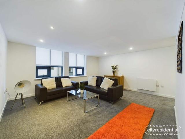 Apartment for rent in Cavern Quarter, Calderstones