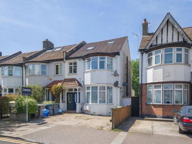 Apartment for rent in Harlesden, Greater London