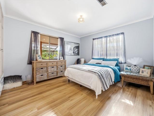 Cottage for sale in Glendaruel, Victoria
