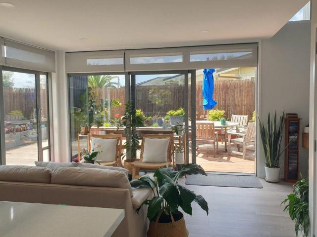 Room for rent in Whangaparaoa