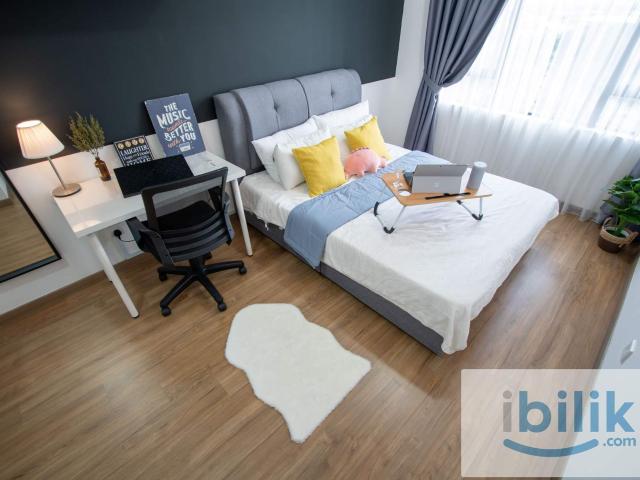 Room for rent in Petaling, Alam Impian