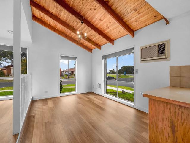 Apartment for rent in Mill Park, Melbourne