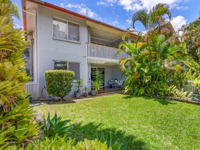 Apartment for rent in Manoora, Cairns