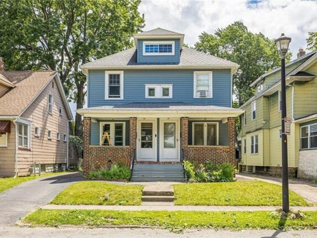 House for sale in Oak Hill, New York