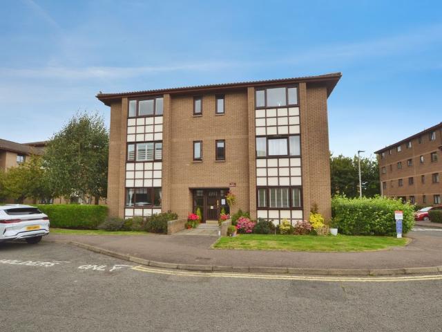 Apartment for rent in Hillside, Leith