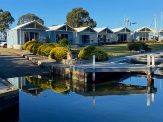 Townhouse for sale in Paynesville, Victoria