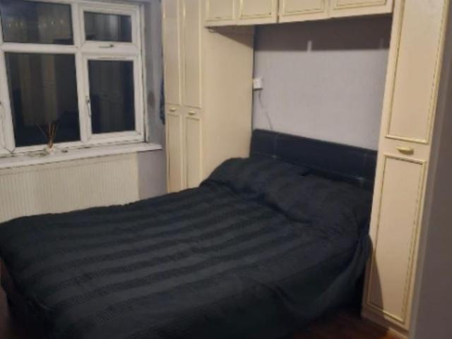 Room for rent in Fox Hollies, West Midlands