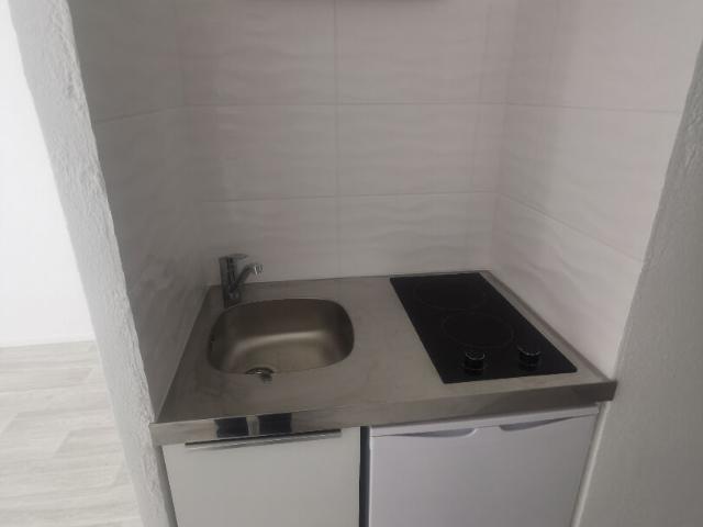 Studio location à Nanterre, Levallois-perret