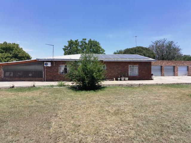 Property for sale in Dr Kenneth Kaunda, North West