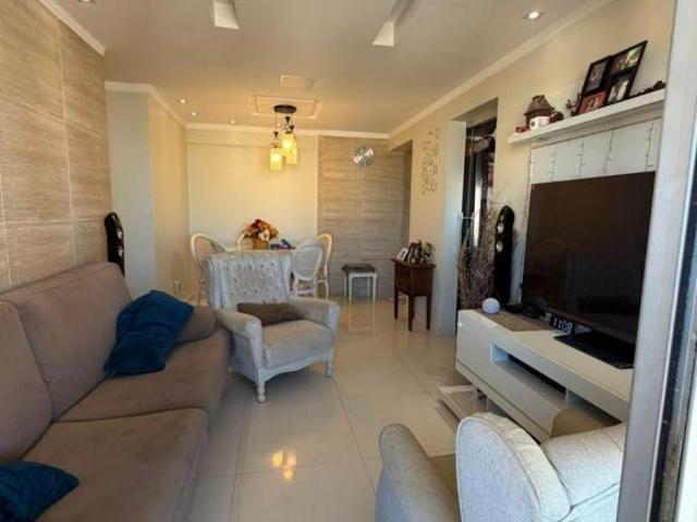 Apartamento venda em Região Geográfica Imediata do Distrito Federal, Região Integrada de Desenvolvimento do Distrito Federal e Entorno