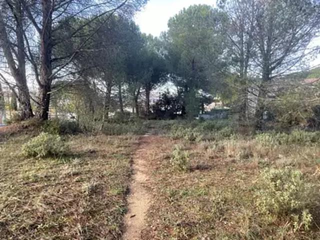 Terrain vente à Aix-en-Provence, Alleins